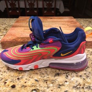 Size 7.5 women’s Nike Air Max React 27 sneakers.